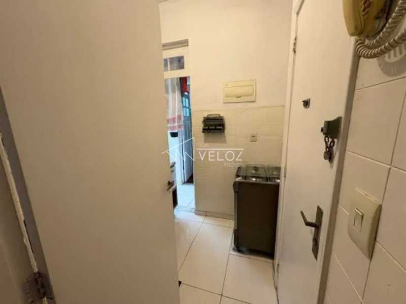 Apartamento à venda com 2 quartos, 57m² - Foto 7