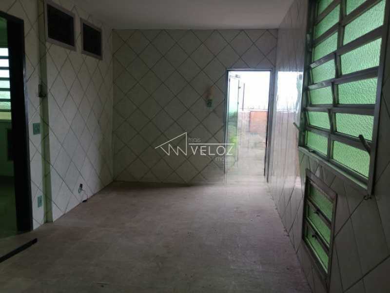 Apartamento à venda com 2 quartos, 65m² - Foto 1
