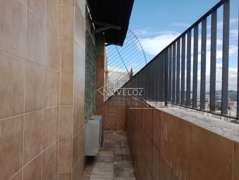 Apartamento à venda com 2 quartos, 65m² - Foto 5