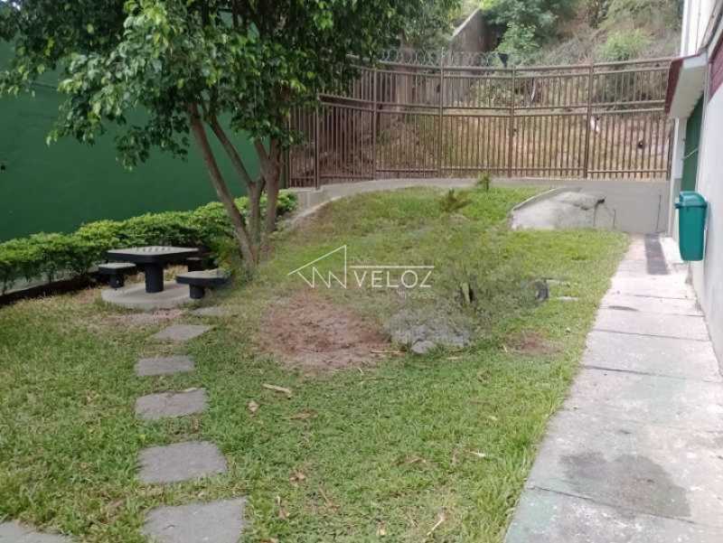 Apartamento à venda com 2 quartos, 65m² - Foto 23