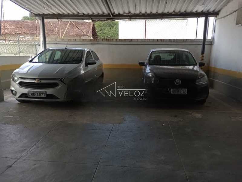Apartamento à venda com 2 quartos, 65m² - Foto 25