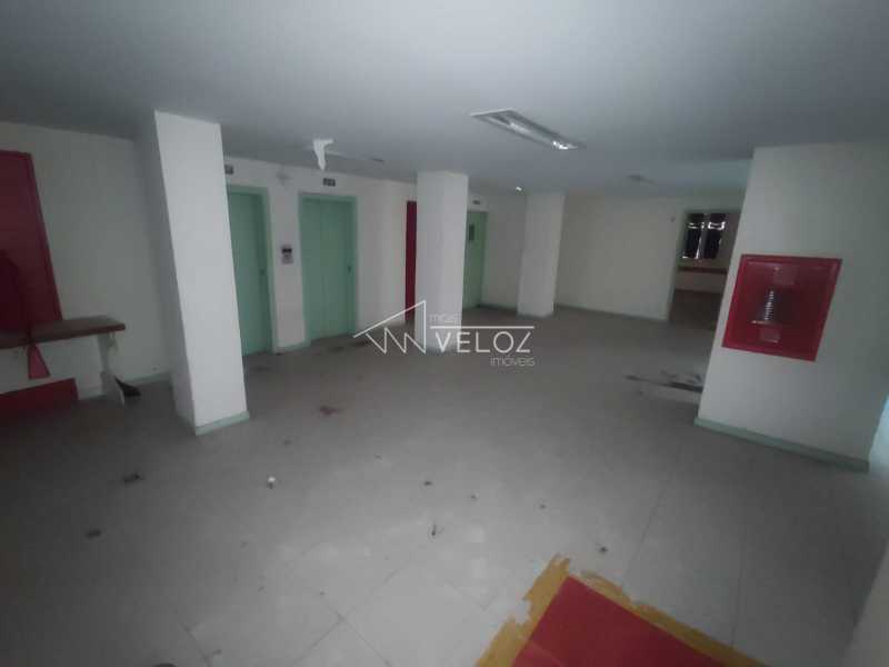 Prédio Inteiro à venda, 6780m² - Foto 1