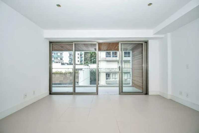Cobertura à venda com 3 quartos, 236m² - Foto 1