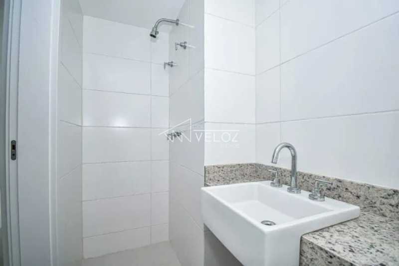 Cobertura à venda com 3 quartos, 236m² - Foto 11