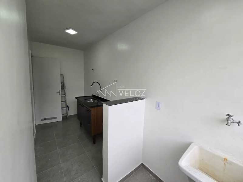 Apartamento à venda com 2 quartos, 55m² - Foto 9