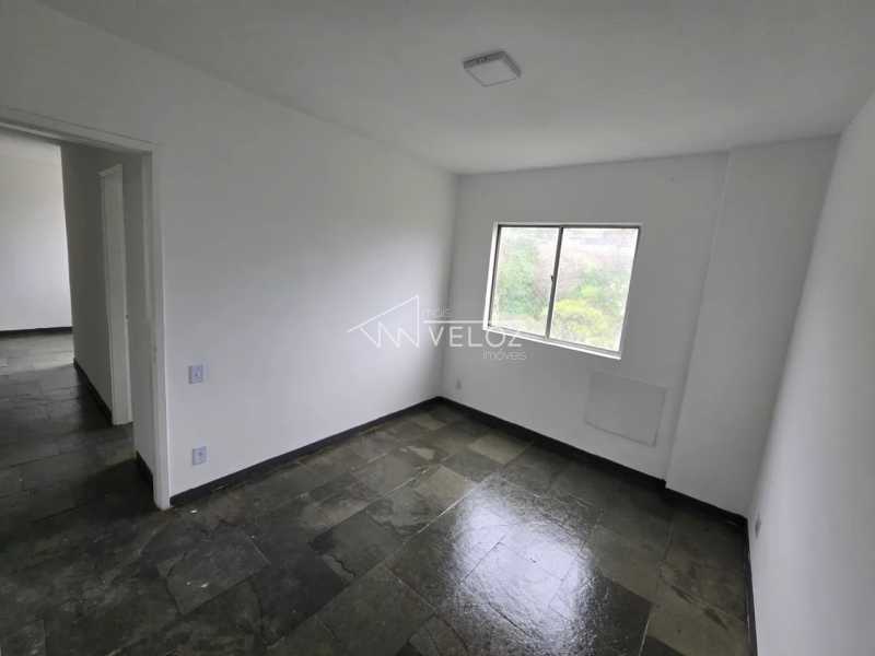 Apartamento à venda com 2 quartos, 55m² - Foto 13
