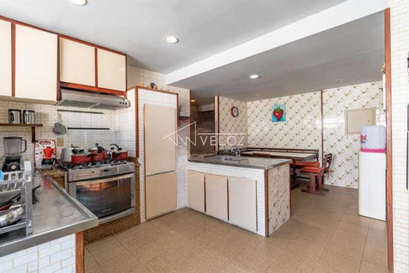 Apartamento à venda com 5 quartos, 330m² - Foto 13