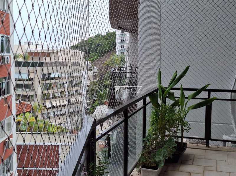 Apartamento à venda com 2 quartos, 84m² - Foto 1