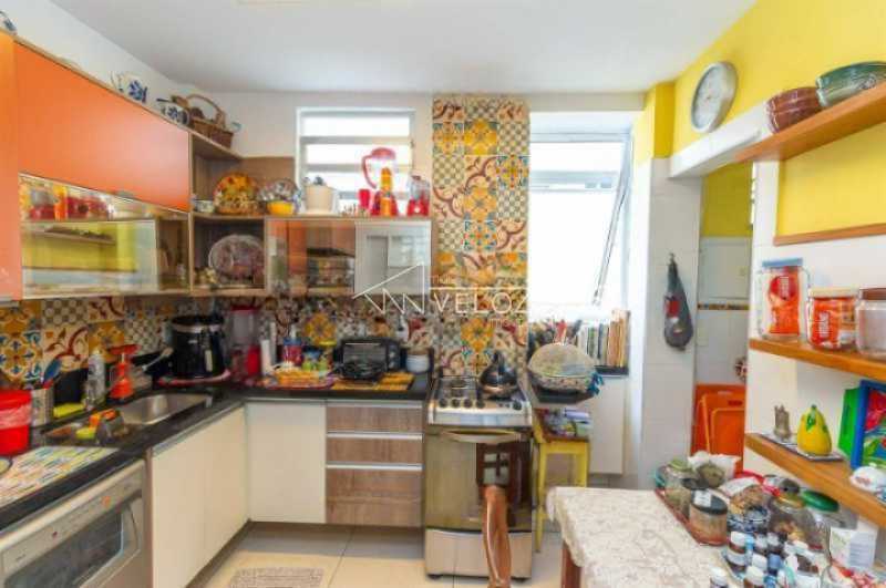 Apartamento à venda com 3 quartos, 70m² - Foto 11