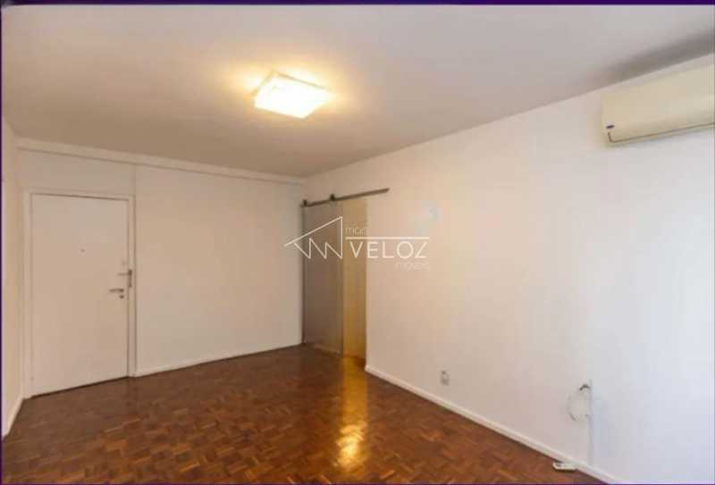 Apartamento à venda com 3 quartos, 80m² - Foto 2