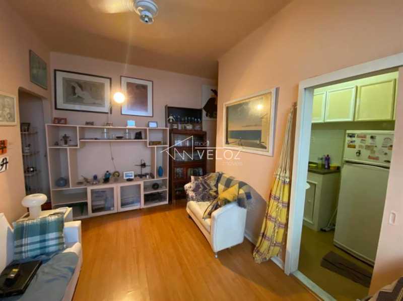 Apartamento à venda com 1 quarto, 40m² - Foto 12