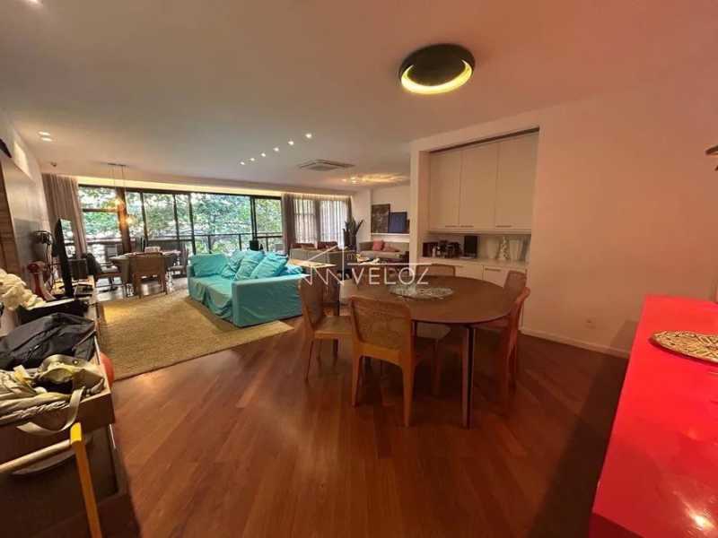 Apartamento à venda com 4 quartos, 270m² - Foto 8