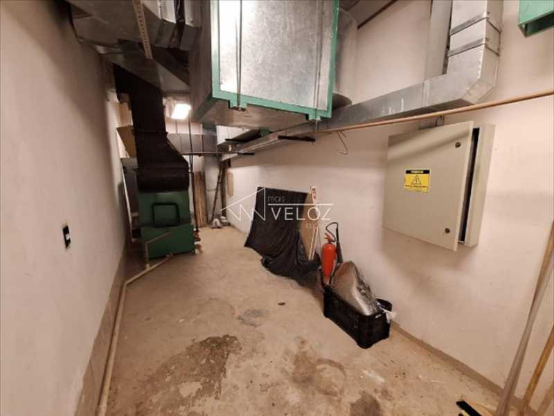 Apartamento à venda com 3 quartos, 566m² - Foto 18