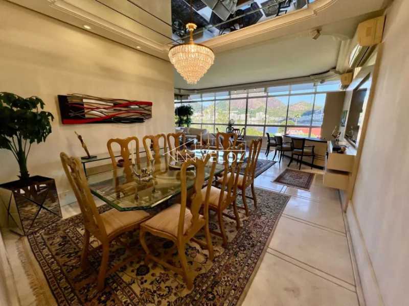 Apartamento, 4 quartos, 195 m² - Foto 22