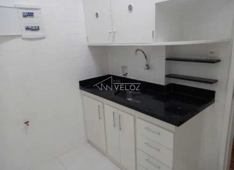 Apartamento à venda com 3 quartos, 76m² - Foto 8