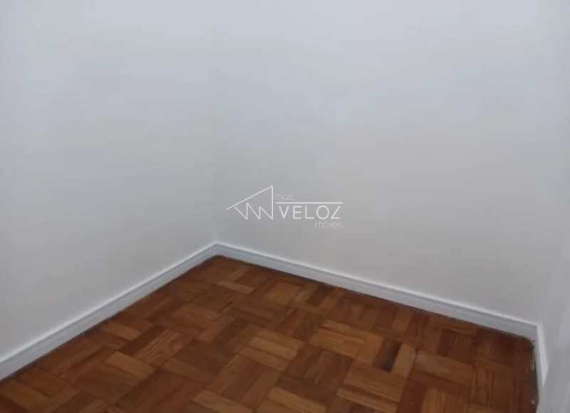 Apartamento à venda com 3 quartos, 76m² - Foto 11