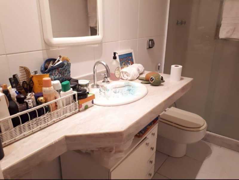 Apartamento à venda com 3 quartos, 101m² - Foto 19