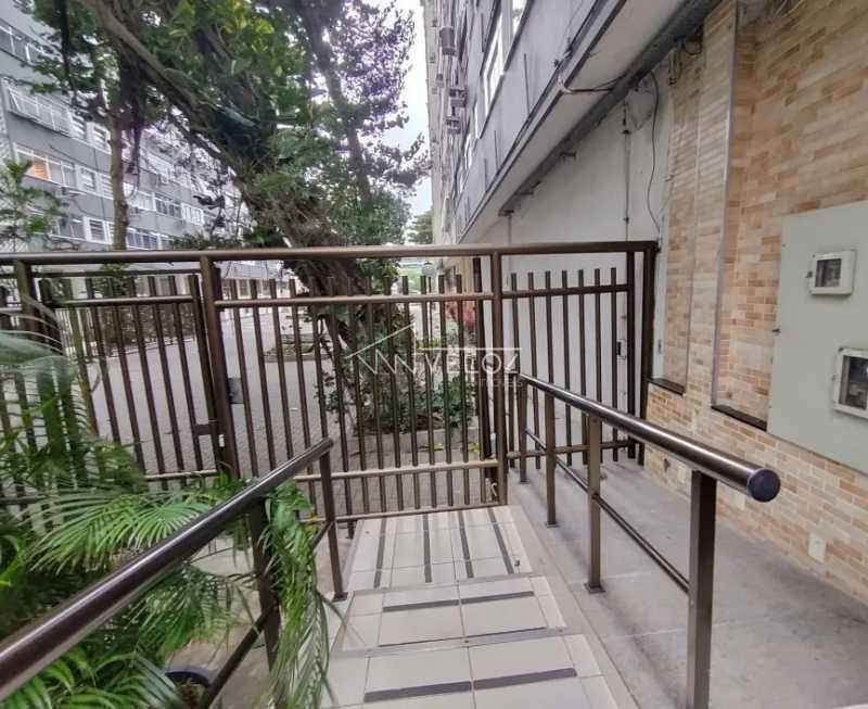 Apartamento à venda com 3 quartos, 100m² - Foto 15