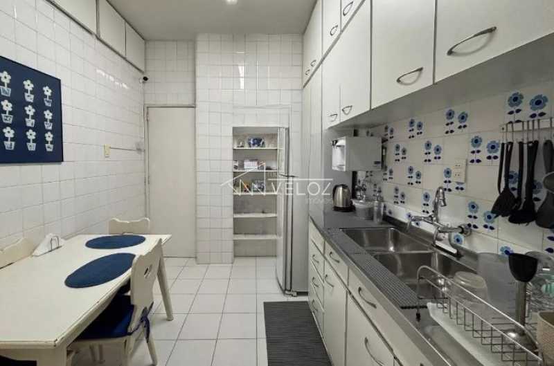 Apartamento à venda com 3 quartos, 132m² - Foto 13