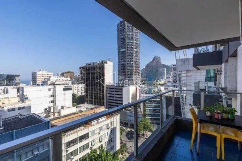 Apartamento à venda com 2 quartos, 71m² - Foto 1