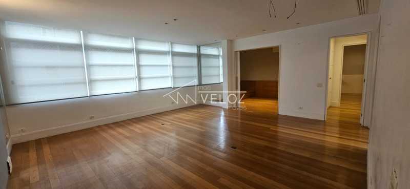 Apartamento, 2 quartos, 131 m² - Foto 4