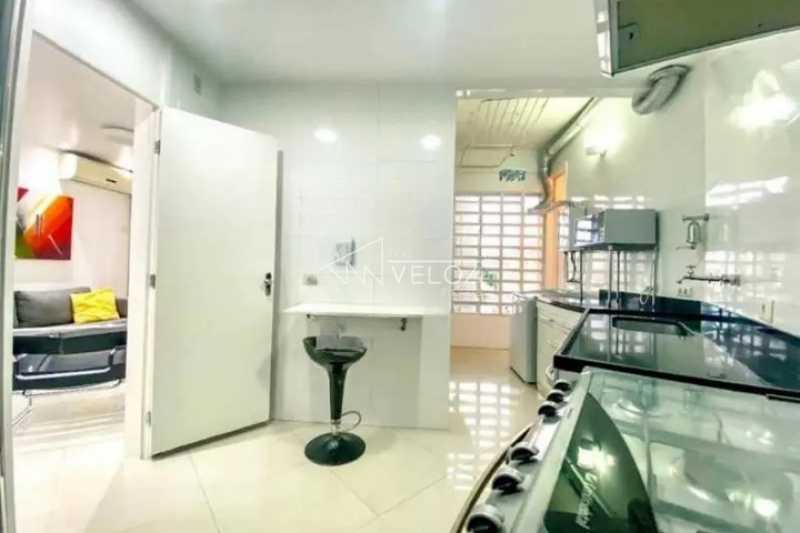 Apartamento à venda com 3 quartos, 85m² - Foto 12