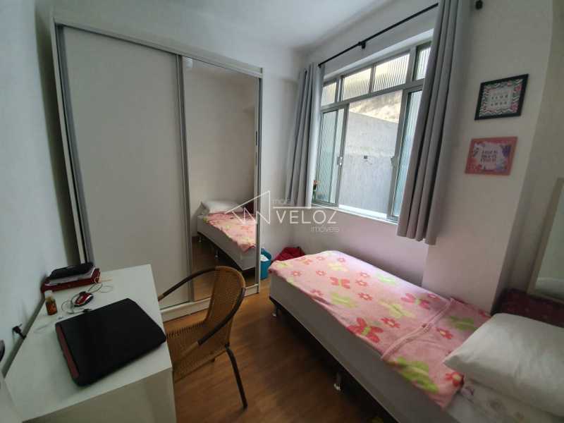 Casa de Vila à venda com 9 quartos, 72m² - Foto 8