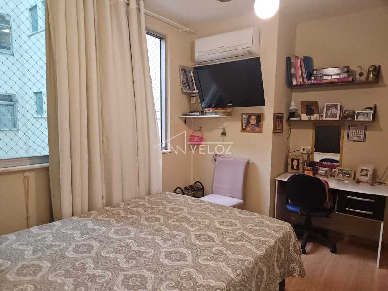 Apartamento à venda com 2 quartos, 69m² - Foto 2
