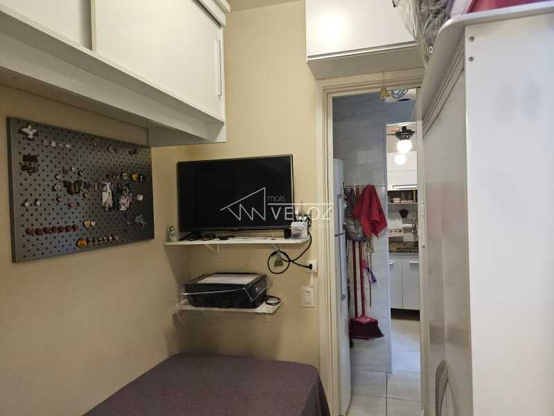 Apartamento à venda com 2 quartos, 69m² - Foto 4