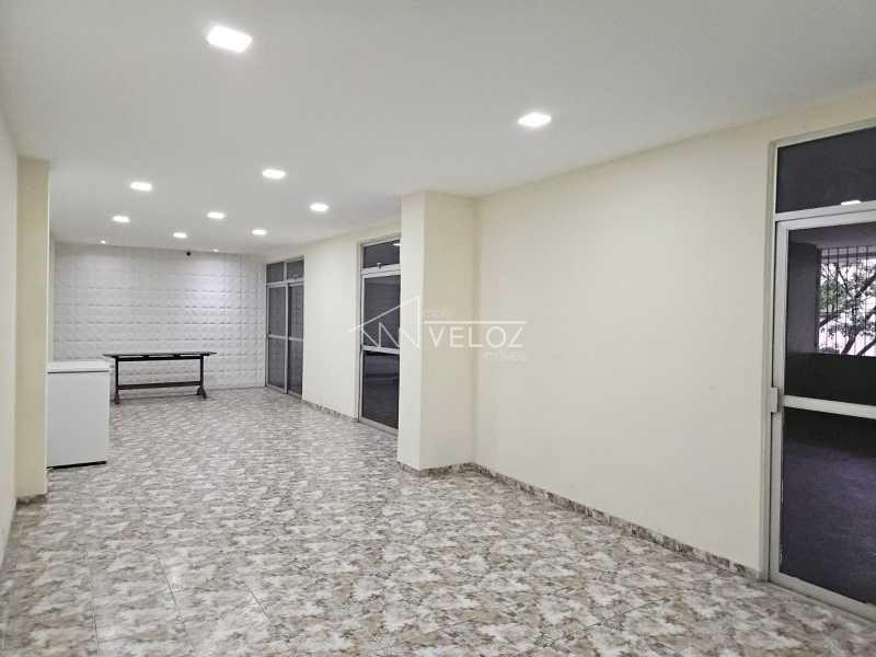 Apartamento à venda com 2 quartos, 69m² - Foto 10
