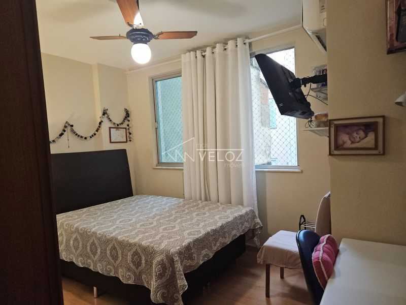 Apartamento à venda com 2 quartos, 69m² - Foto 17
