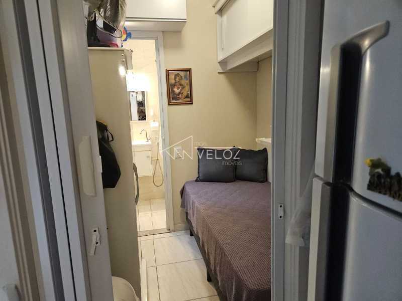 Apartamento à venda com 2 quartos, 69m² - Foto 25