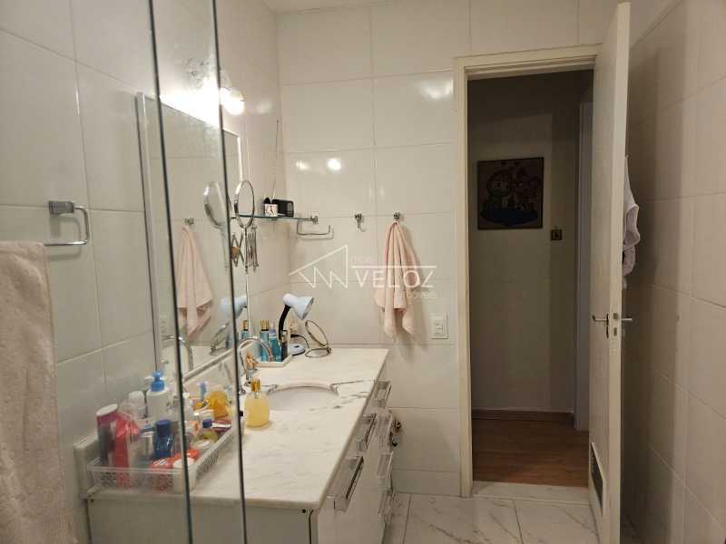 Apartamento à venda com 2 quartos, 69m² - Foto 28