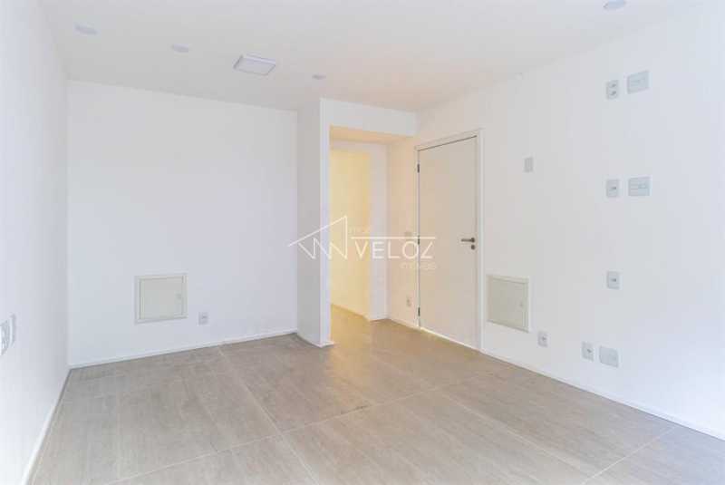 Apartamento à venda com 3 quartos, 251m² - Foto 7
