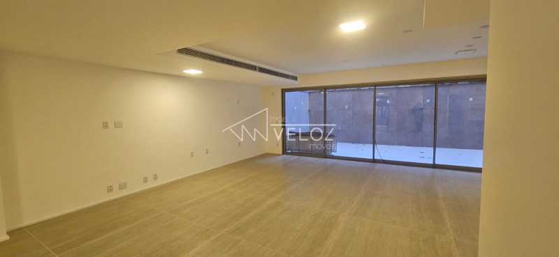 Apartamento à venda com 3 quartos, 251m² - Foto 11