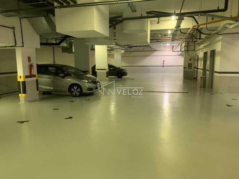Apartamento à venda com 3 quartos, 251m² - Foto 28