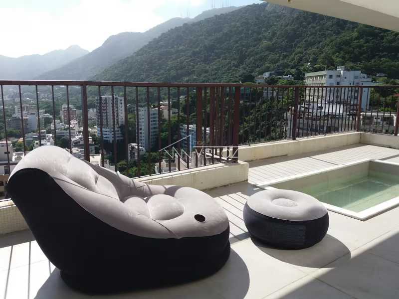 Cobertura, 3 quartos, 220 m² - Foto 13