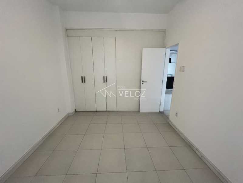Apartamento à venda com 3 quartos, 110m² - Foto 4