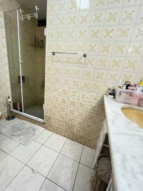 Apartamento à venda com 4 quartos, 132m² - Foto 20