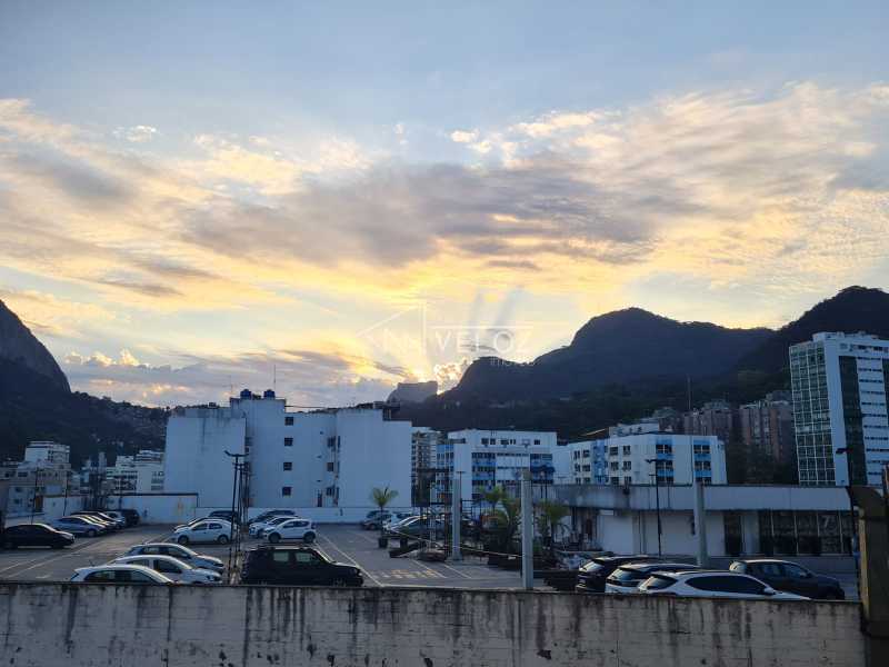 Apartamento à venda com 3 quartos, 108m² - Foto 12