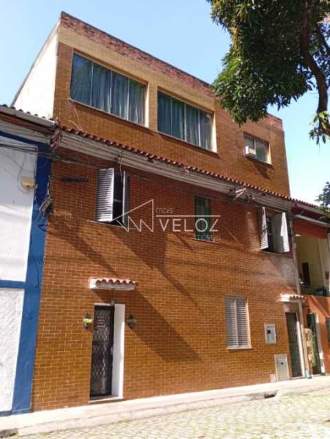 Casa de Vila à venda com 5 quartos, 200m² - Foto 4