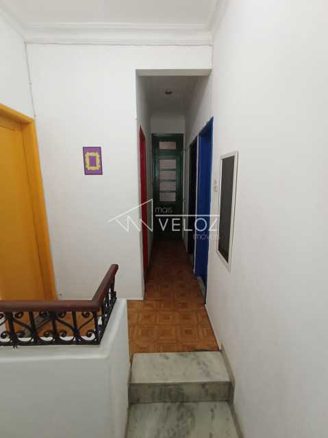 Casa de Vila à venda com 5 quartos, 200m² - Foto 12