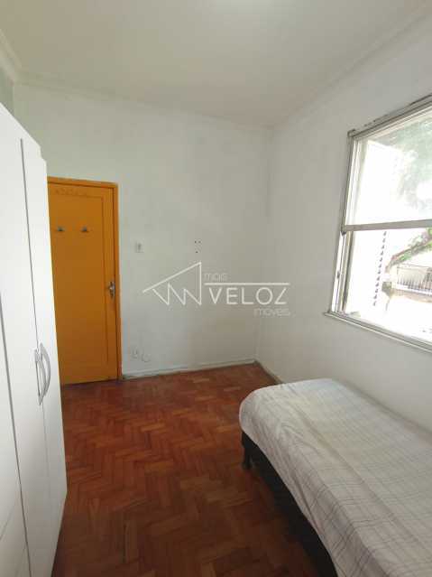 Casa de Vila à venda com 5 quartos, 200m² - Foto 17
