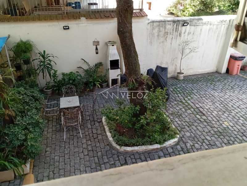 Casa de Vila à venda com 5 quartos, 200m² - Foto 1