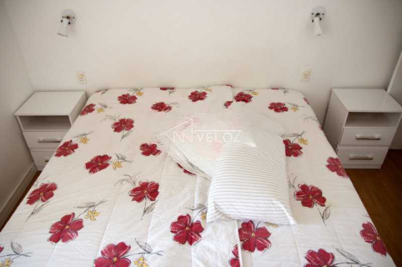 Apartamento à venda com 2 quartos, 70m² - Foto 3