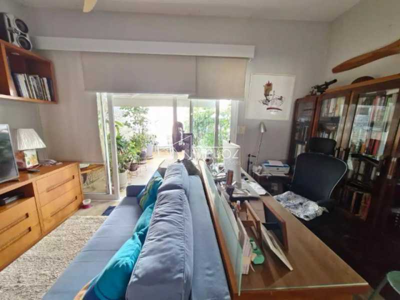 Cobertura à venda com 4 quartos, 191m² - Foto 2