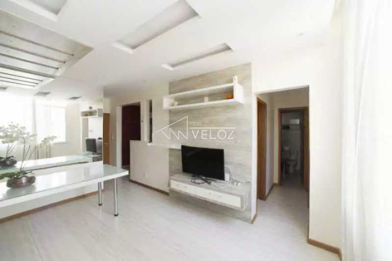 Apartamento à venda com 2 quartos, 65m² - Foto 1