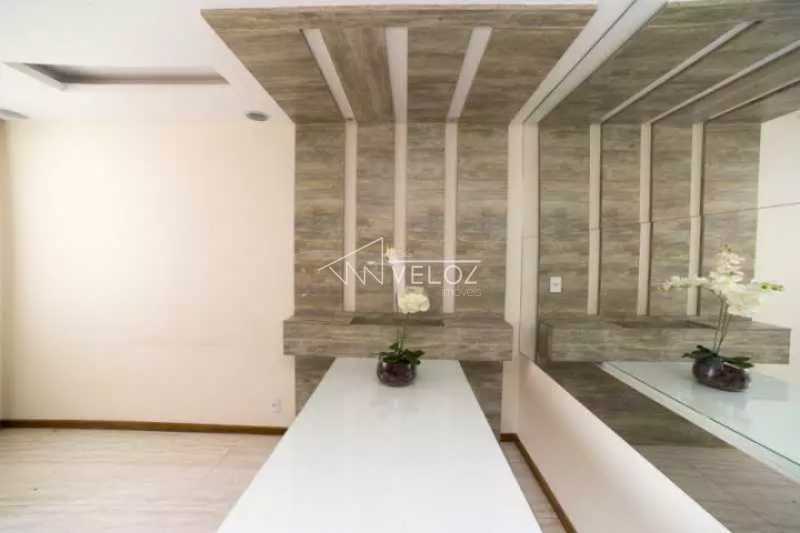 Apartamento à venda com 2 quartos, 65m² - Foto 3