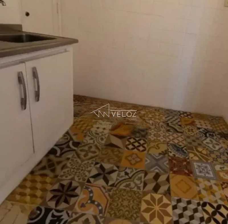 Apartamento à venda com 2 quartos, 66m² - Foto 7