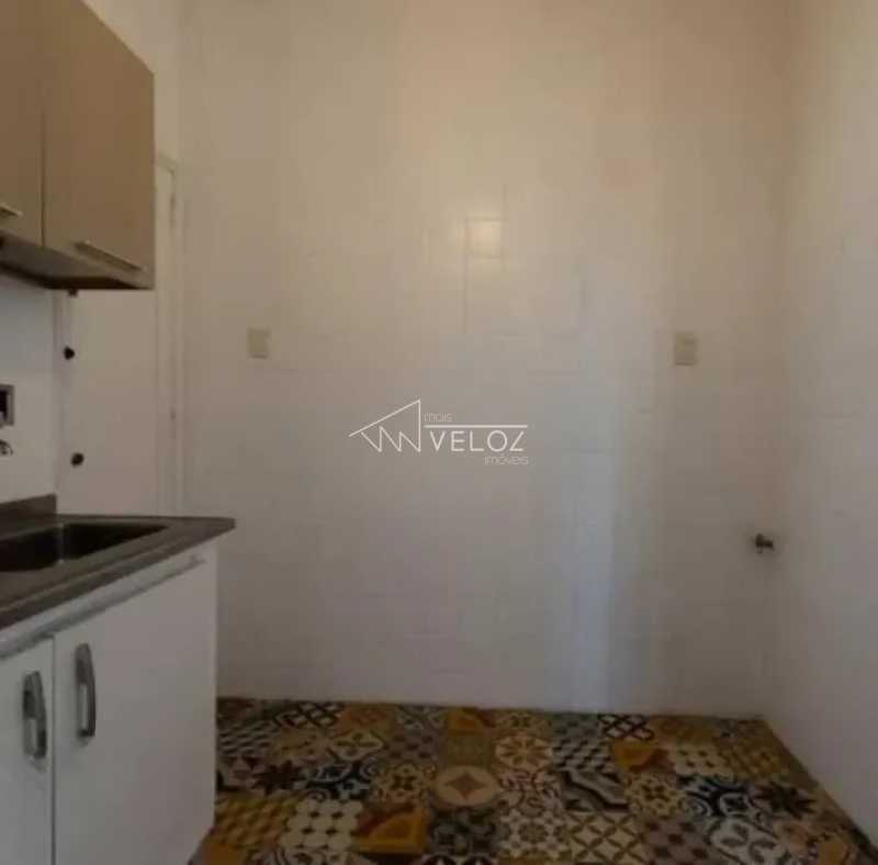 Apartamento à venda com 2 quartos, 66m² - Foto 21